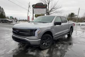 Ford F-150 LIGHTNING XLT 4x4 2022 98 kwh Gr. remorquage MAX ! Toile enroulable truxedo $ 85941