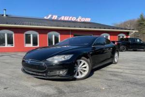 Tesla Model S70 2015 D Toit ouvrant, Super Charger gratuit à vie, $ 39941