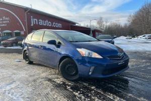 Toyota Prius 2013 hybride synergie drive, 8 roues et pneus $ 12941